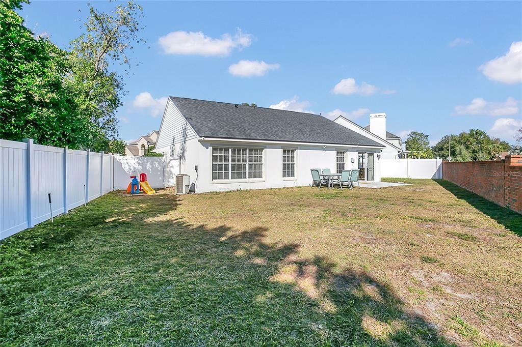 En Venta: $360,000 (3 camas, 2 baños, 1389 Pies cuadrados)