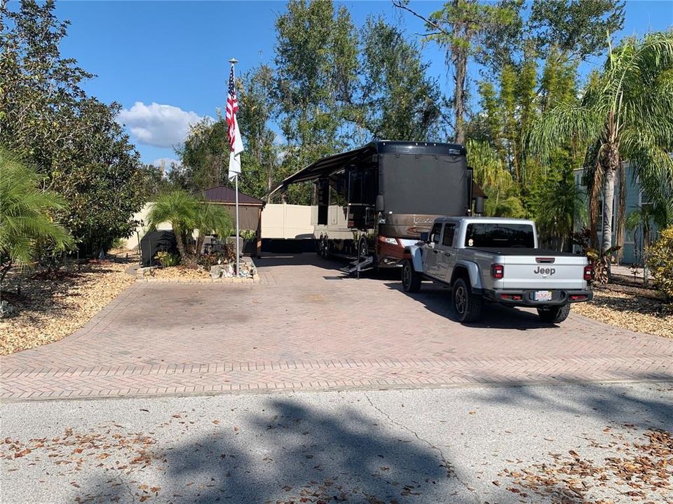 For Sale: $199,900 (0.08 acres)