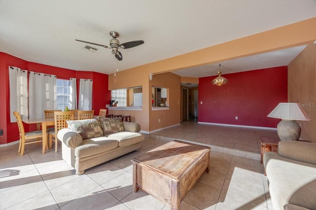 En Renta: $1,850 (3 camas, 2 baños, 1686 Pies cuadrados)