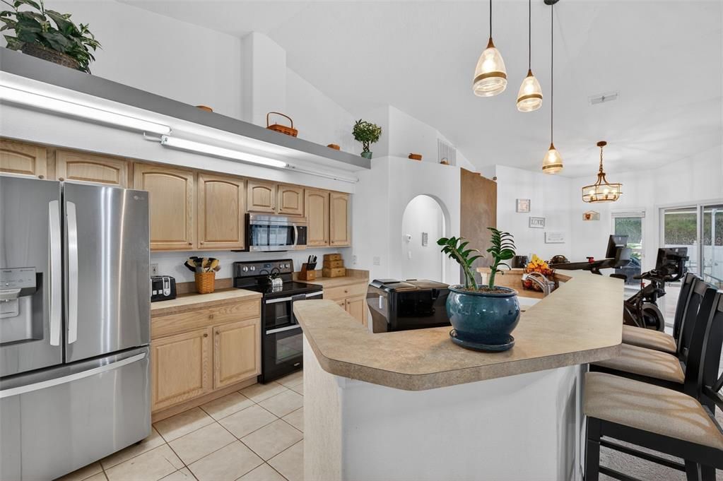 待售: $375,000 (3 贝兹, 2 浴室, 1922 平方英尺)