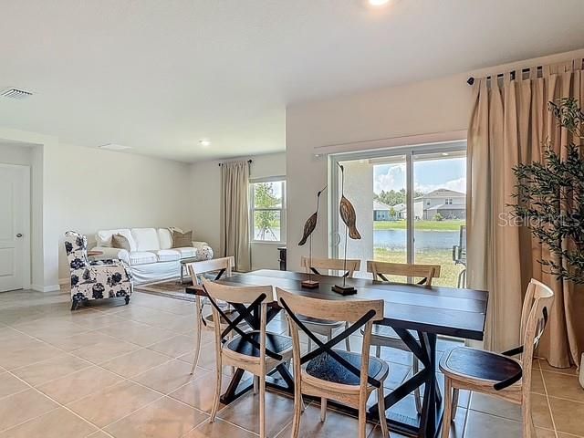 For Rent: $3,000 (4 beds, 2 baths, 1828 Square Feet)