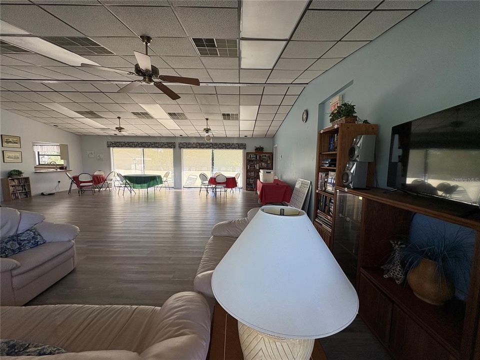 En Venta: $230,000 (2 camas, 2 baños, 950 Pies cuadrados)