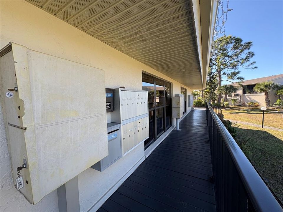 En Venta: $230,000 (2 camas, 2 baños, 950 Pies cuadrados)