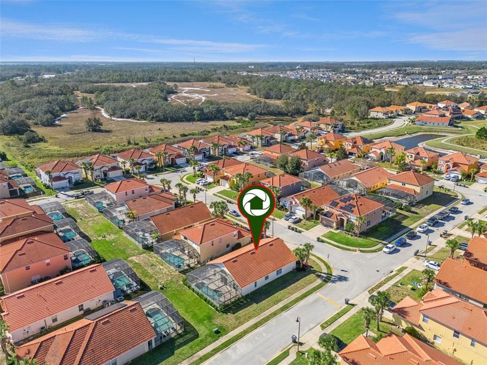 出租: $2,500 (4 贝兹, 2 浴室, 1940 平方英尺)