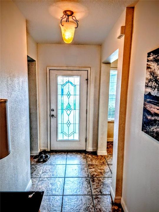 For Sale: $329,000 (3 beds, 2 baths, 1599 Square Feet)