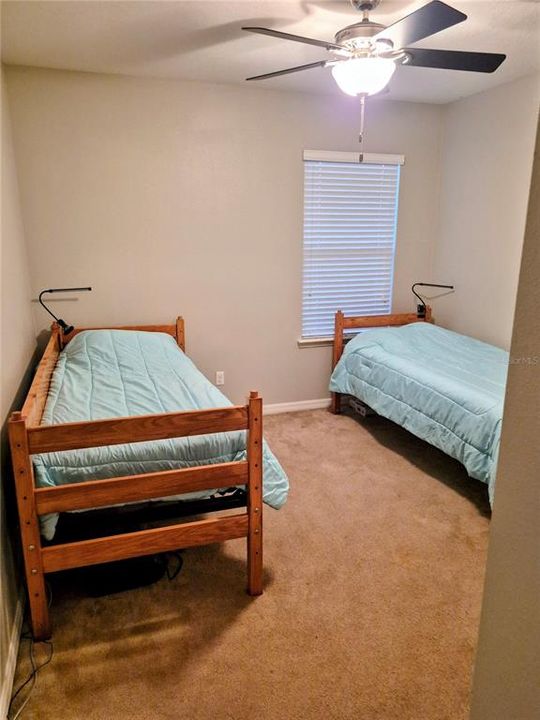 For Sale: $329,000 (3 beds, 2 baths, 1599 Square Feet)