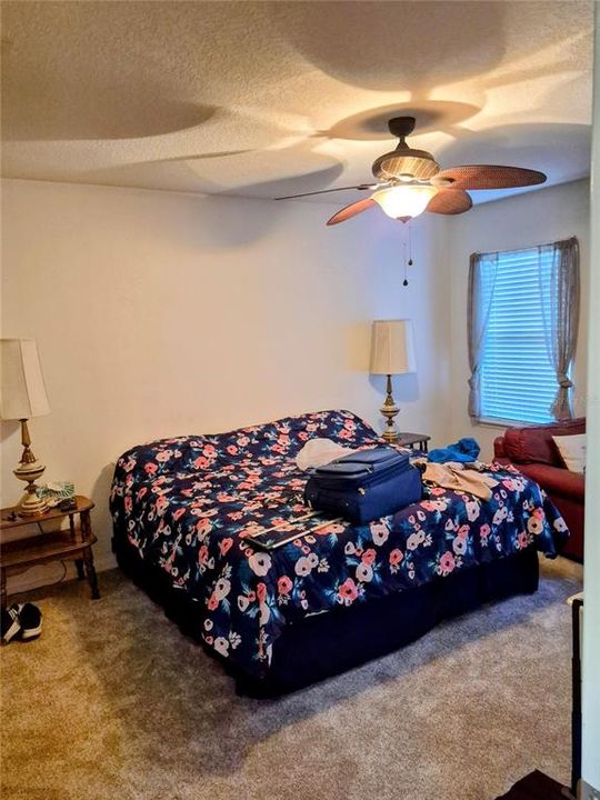 For Sale: $329,000 (3 beds, 2 baths, 1599 Square Feet)