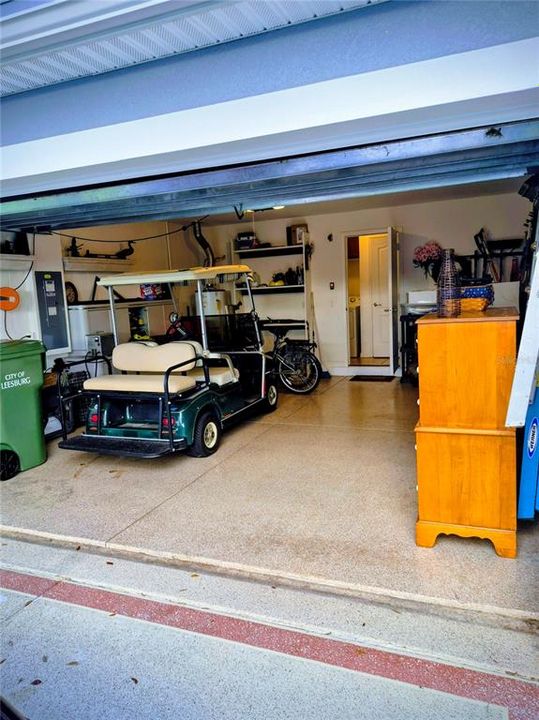 For Sale: $329,000 (3 beds, 2 baths, 1599 Square Feet)