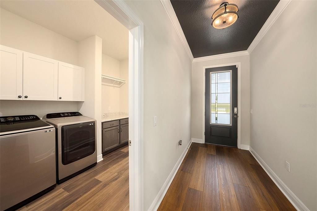 En Venta: $539,900 (3 camas, 2 baños, 2050 Pies cuadrados)