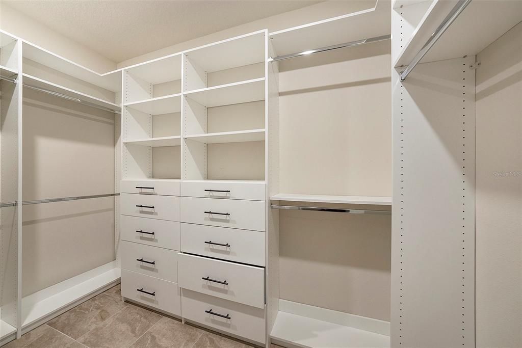 En Venta: $539,900 (3 camas, 2 baños, 2050 Pies cuadrados)