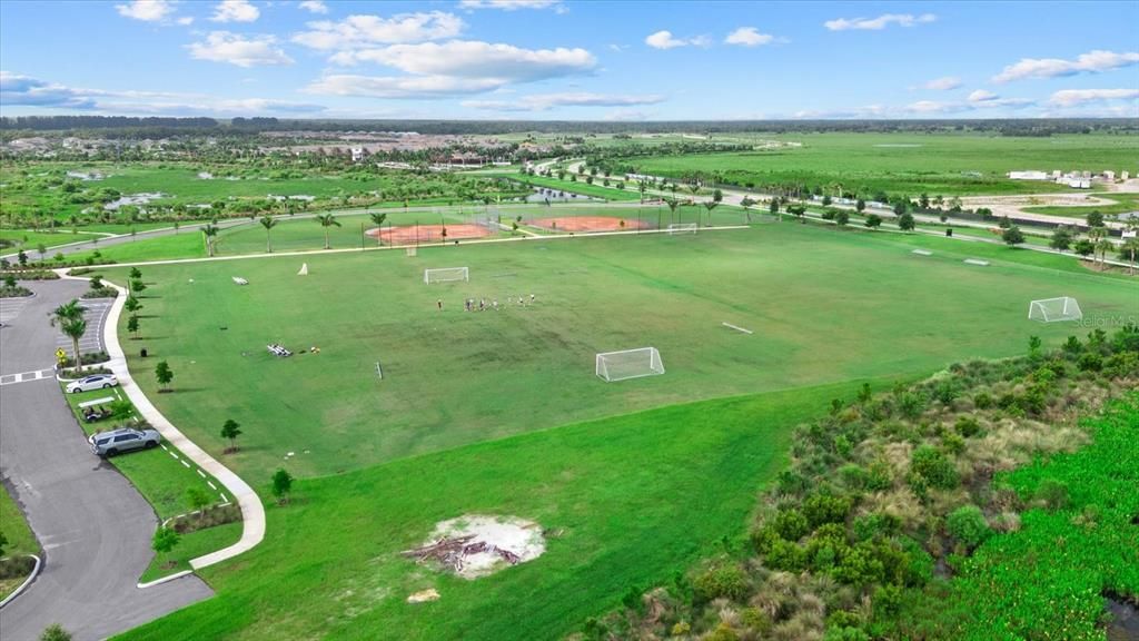 For Sale: $755,000 (3 beds, 3 baths, 2405 Square Feet)