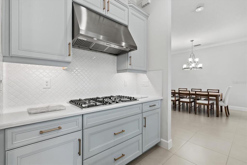 For Sale: $755,000 (3 beds, 3 baths, 2405 Square Feet)