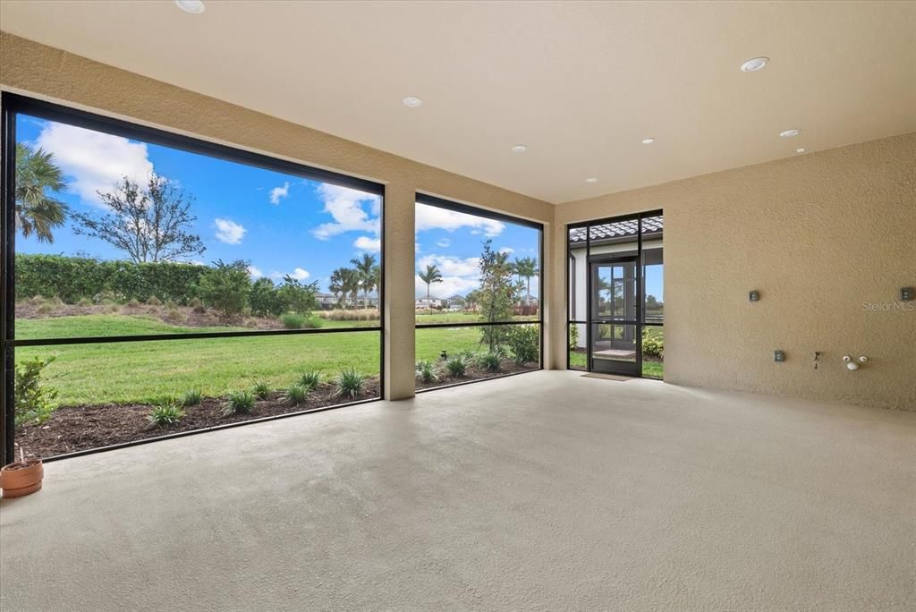 For Sale: $755,000 (3 beds, 3 baths, 2405 Square Feet)