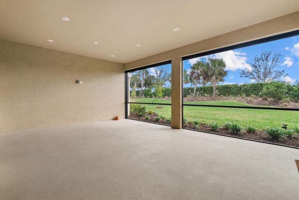 For Sale: $755,000 (3 beds, 3 baths, 2405 Square Feet)