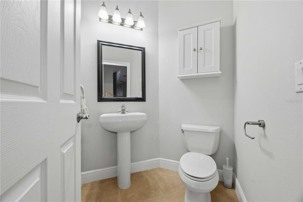 For Sale: $599,000 (4 beds, 3 baths, 2733 Square Feet)