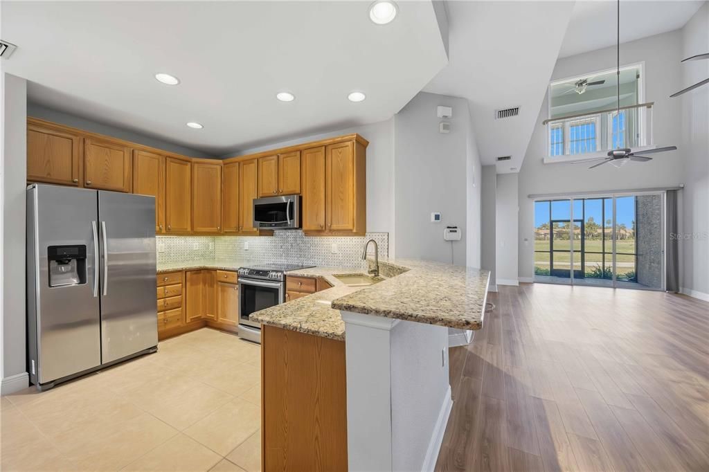 For Sale: $599,000 (4 beds, 3 baths, 2733 Square Feet)