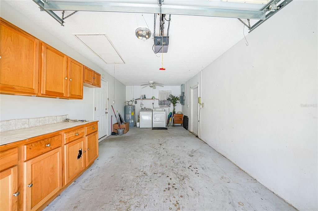 待售: $159,900 (2 贝兹, 1 浴室, 912 平方英尺)