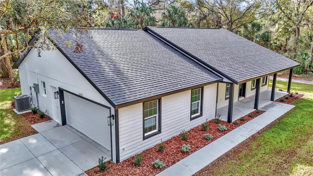 Recently Sold: $409,000 (3 beds, 2 baths, 1549 Square Feet)