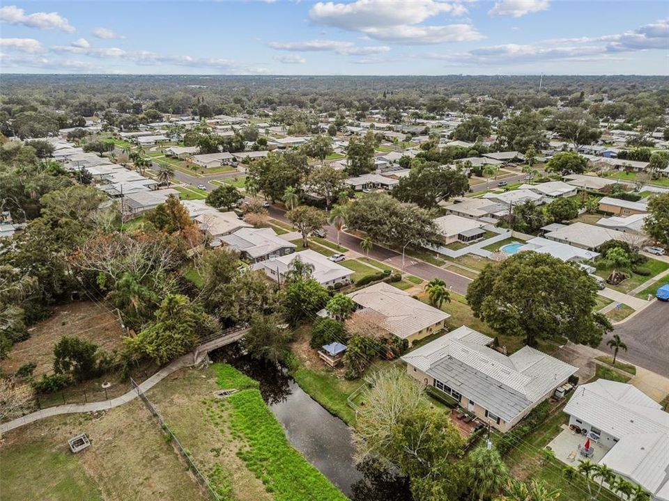 For Sale: $379,900 (2 beds, 2 baths, 1226 Square Feet)