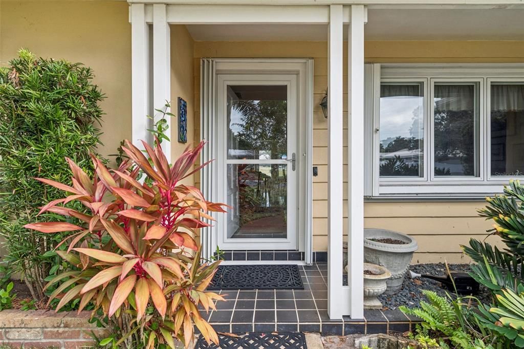 For Sale: $379,900 (2 beds, 2 baths, 1226 Square Feet)