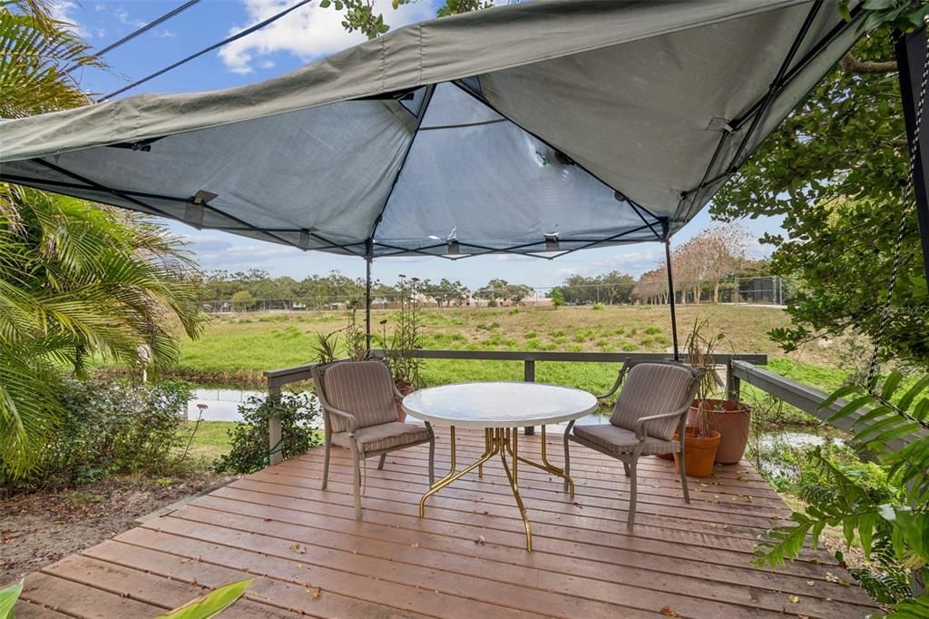 For Sale: $379,900 (2 beds, 2 baths, 1226 Square Feet)