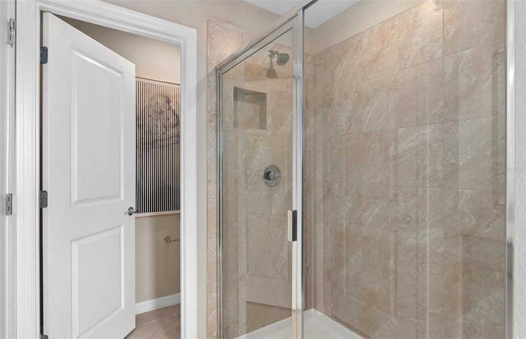 For Sale: $539,990 (4 beds, 2 baths, 1913 Square Feet)