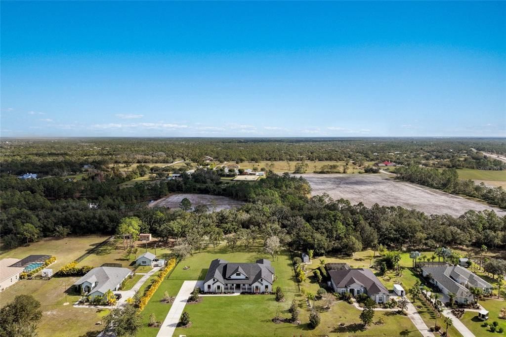 En Venta: $2,199,000 (4 camas, 4 baños, 3872 Pies cuadrados)