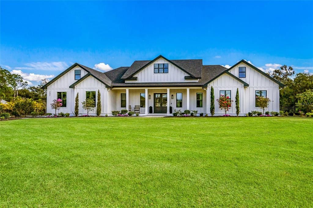 En Venta: $2,199,000 (4 camas, 4 baños, 3872 Pies cuadrados)