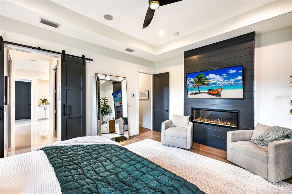 En Venta: $2,199,000 (4 camas, 4 baños, 3872 Pies cuadrados)