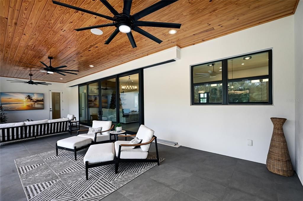 En Venta: $2,199,000 (4 camas, 4 baños, 3872 Pies cuadrados)