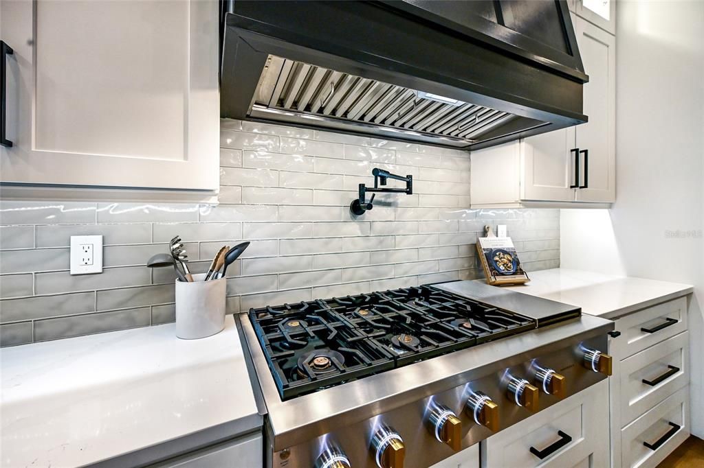 En Venta: $2,199,000 (4 camas, 4 baños, 3872 Pies cuadrados)