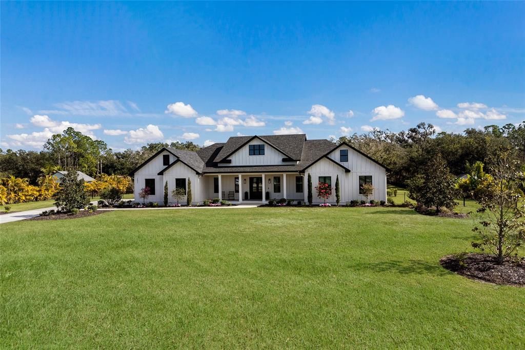 En Venta: $2,199,000 (4 camas, 4 baños, 3872 Pies cuadrados)