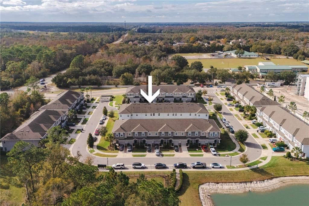 出租: $2,300 (3 贝兹, 2 浴室, 1525 平方英尺)