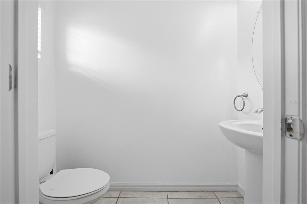 出租: $2,300 (3 贝兹, 2 浴室, 1525 平方英尺)