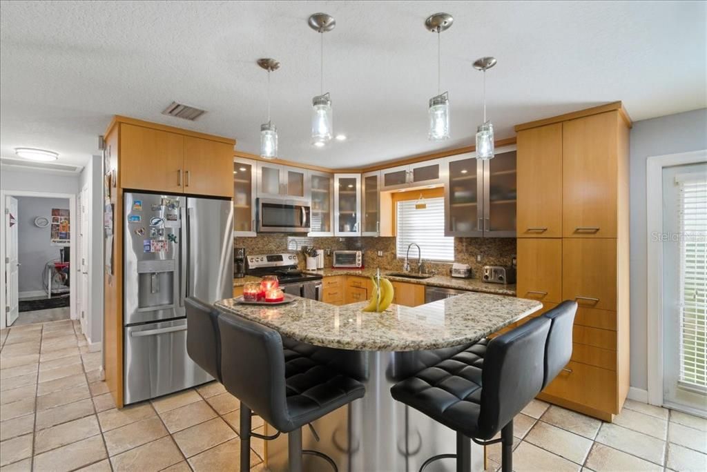 En Venta: $960,000 (4 camas, 3 baños, 1980 Pies cuadrados)