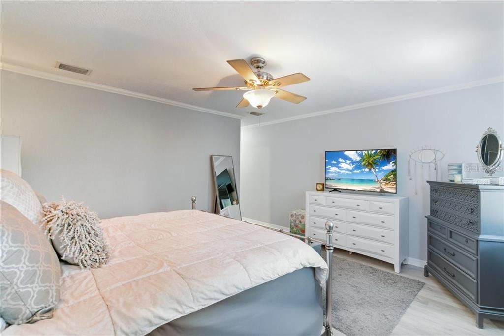 En Venta: $960,000 (4 camas, 3 baños, 1980 Pies cuadrados)