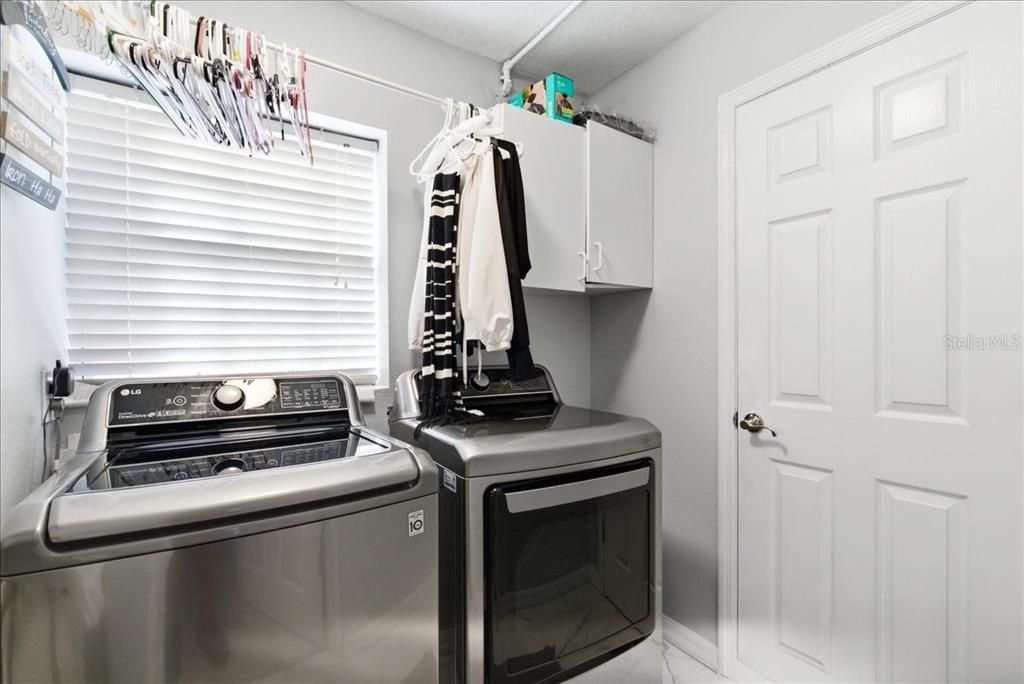 En Venta: $960,000 (4 camas, 3 baños, 1980 Pies cuadrados)