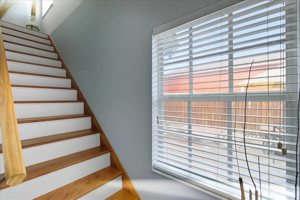 En Venta: $960,000 (4 camas, 3 baños, 1980 Pies cuadrados)