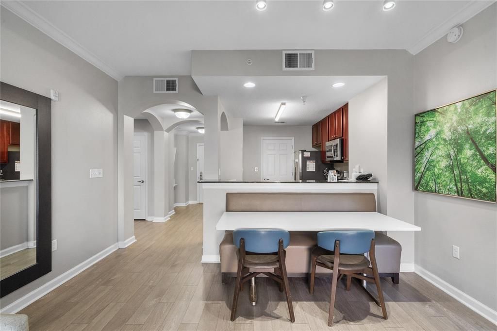 En Venta: $299,000 (2 camas, 2 baños, 1265 Pies cuadrados)