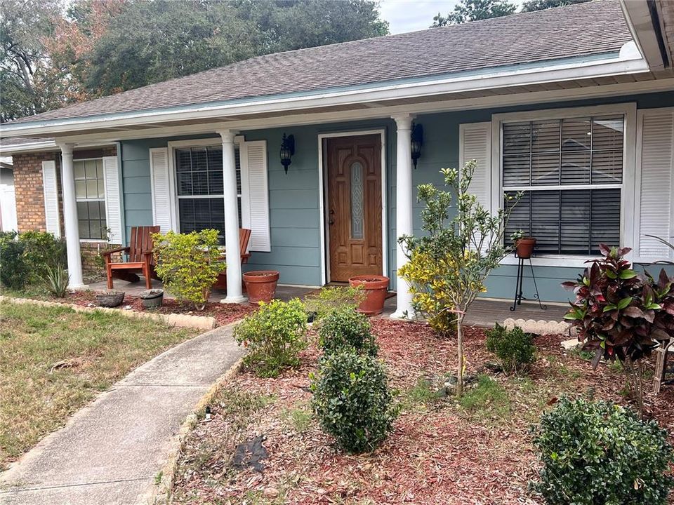 For Sale: $328,500 (3 beds, 2 baths, 1620 Square Feet)