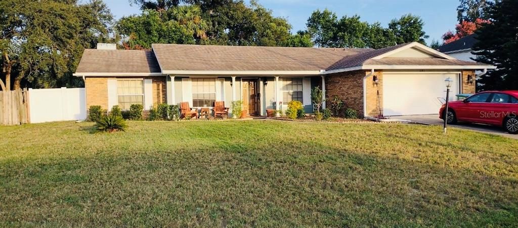 For Sale: $328,500 (3 beds, 2 baths, 1620 Square Feet)