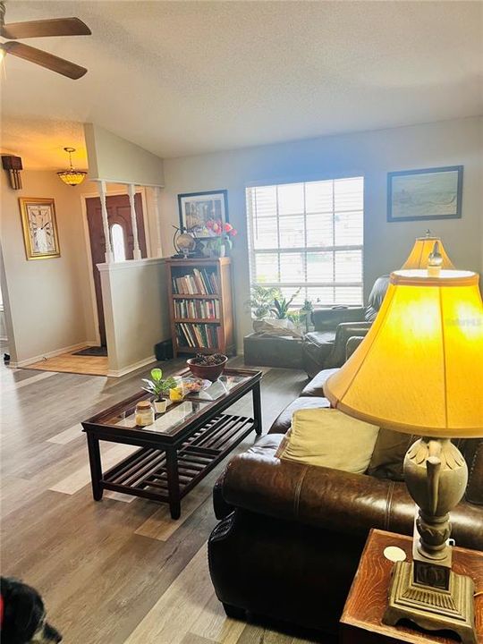 For Sale: $328,500 (3 beds, 2 baths, 1620 Square Feet)