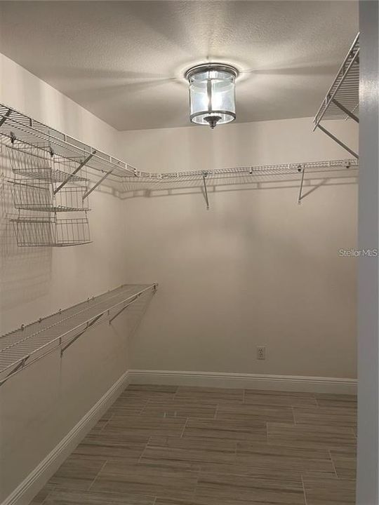 出租: $3,400 (3 贝兹, 2 浴室, 1701 平方英尺)