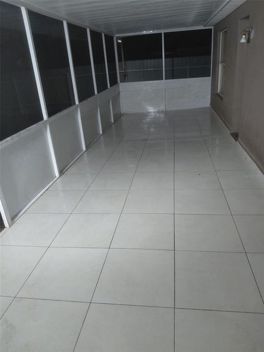 En Venta: $440,000 (4 camas, 2 baños, 2204 Pies cuadrados)