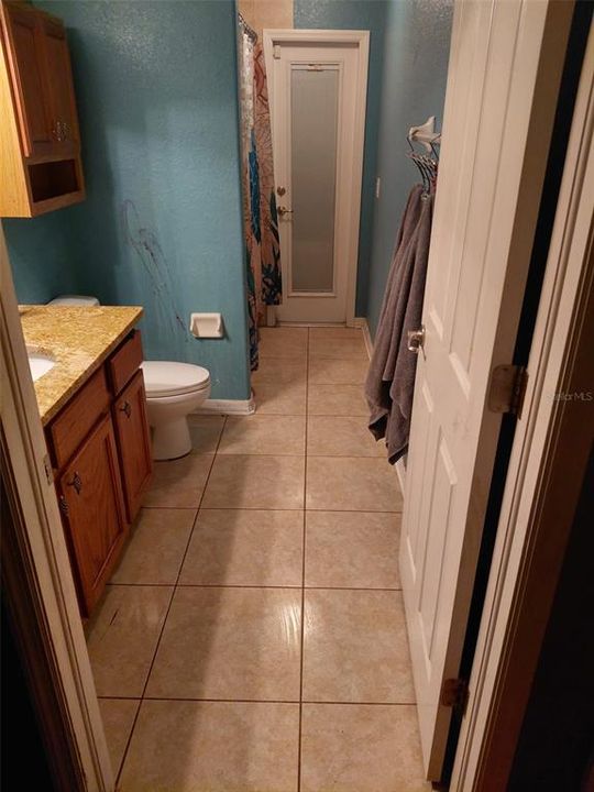 En Venta: $440,000 (4 camas, 2 baños, 2204 Pies cuadrados)