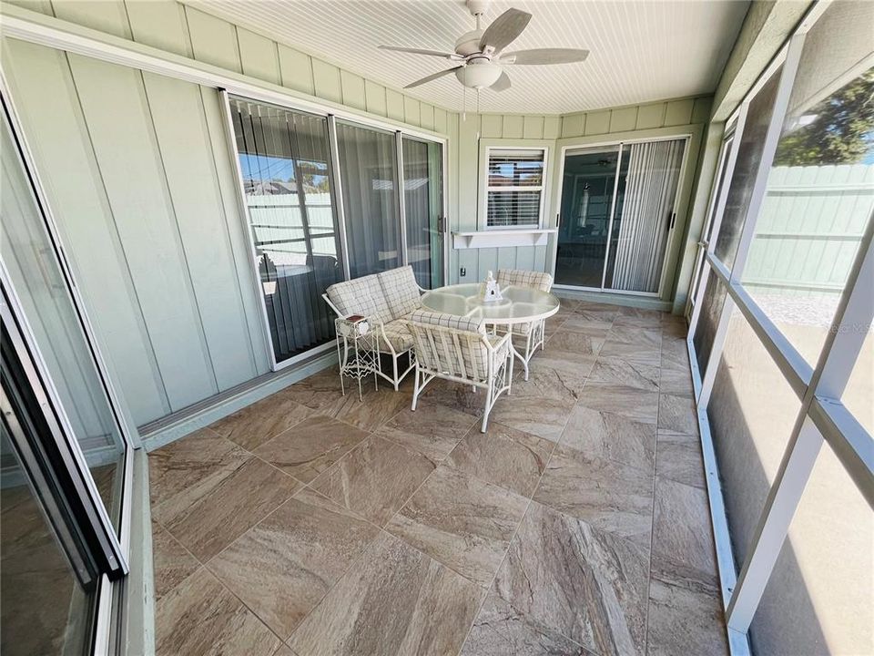 For Sale: $299,900 (2 beds, 2 baths, 1897 Square Feet)