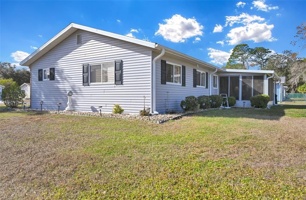 For Sale: $249,000 (3 beds, 2 baths, 1404 Square Feet)