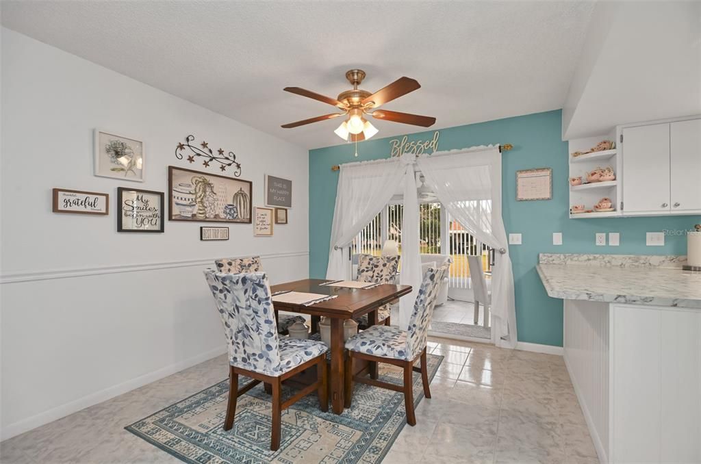 For Sale: $249,000 (3 beds, 2 baths, 1404 Square Feet)