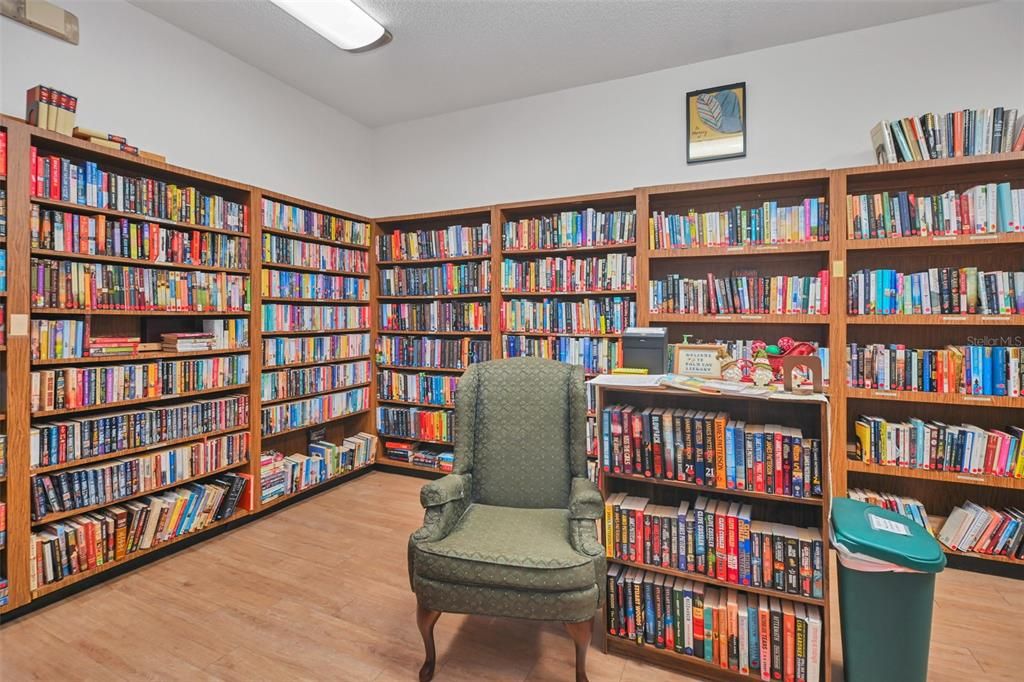 For Sale: $249,000 (3 beds, 2 baths, 1404 Square Feet)