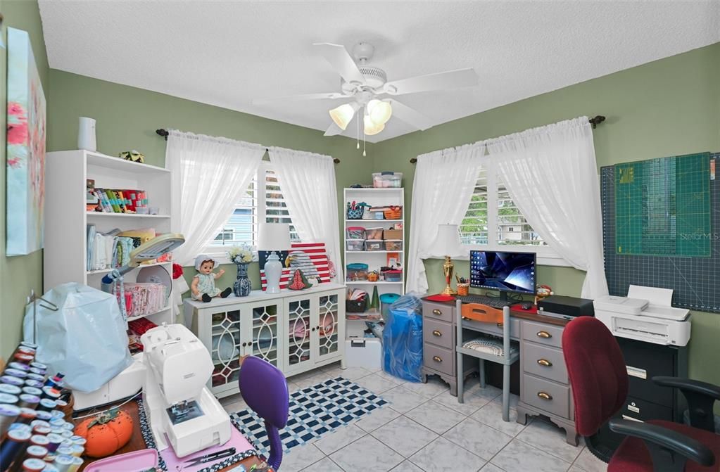 For Sale: $249,000 (3 beds, 2 baths, 1404 Square Feet)